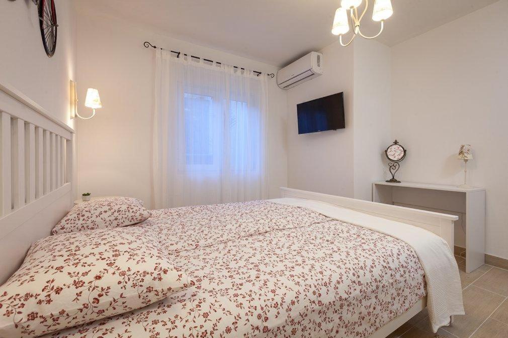 Apartmani Mirona - Tucepi Ngoại thất bức ảnh