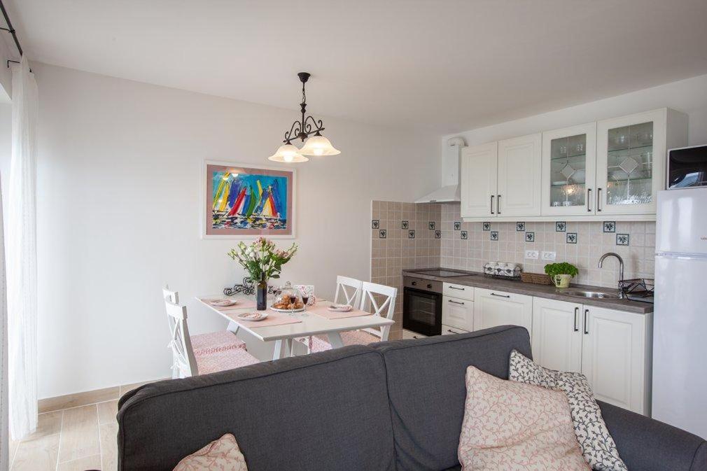 Apartmani Mirona - Tucepi Ngoại thất bức ảnh